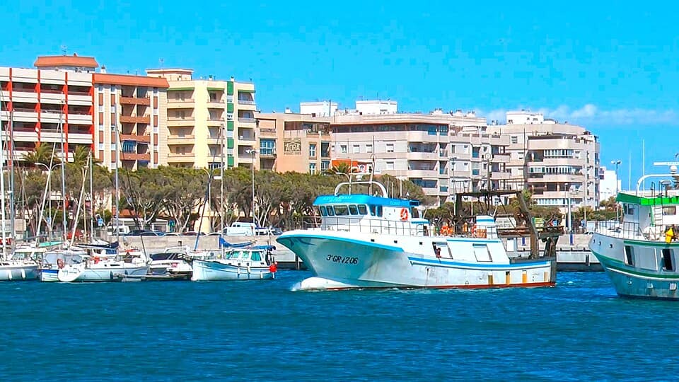 Vista de Adra