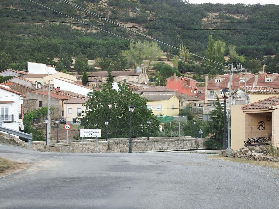 Vista de Aldeanueva de Santa Cruz