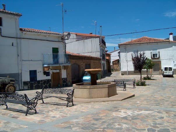 Vista de Hernán-Pérez