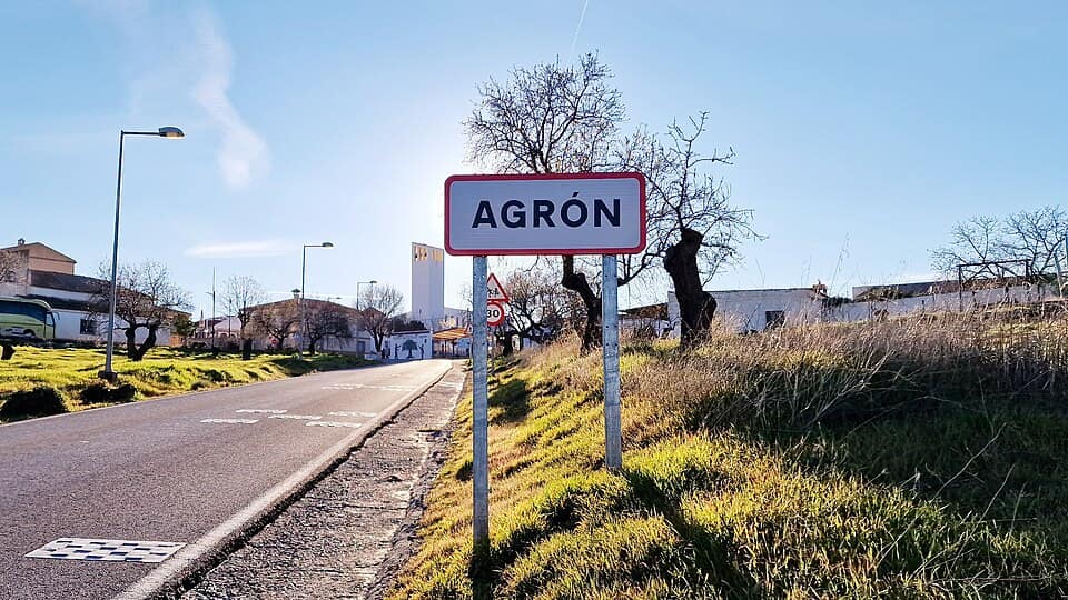 Vista de Agrón
