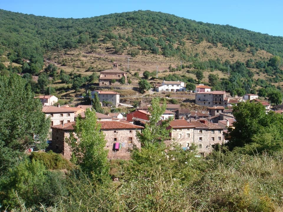 Vista de Villavelayo