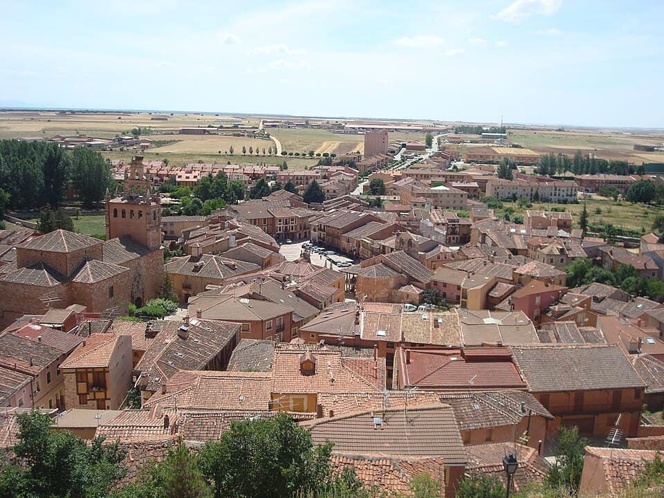 Vista de Ayllón