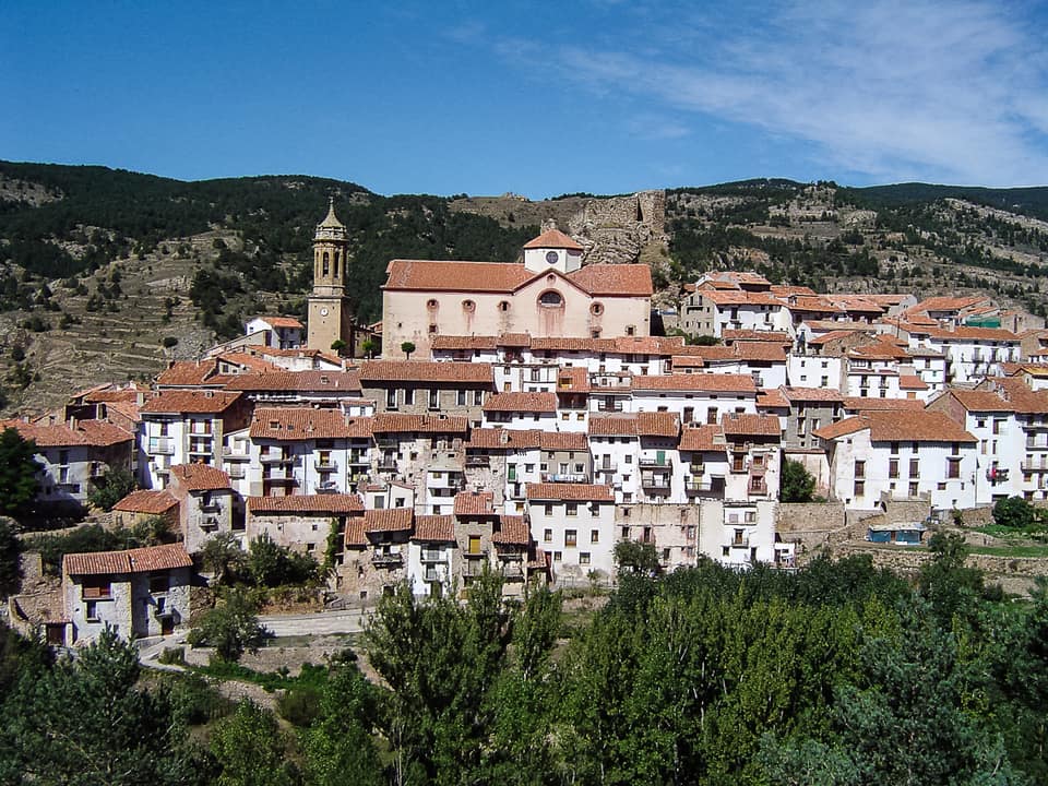 Vista de Linares de Mora